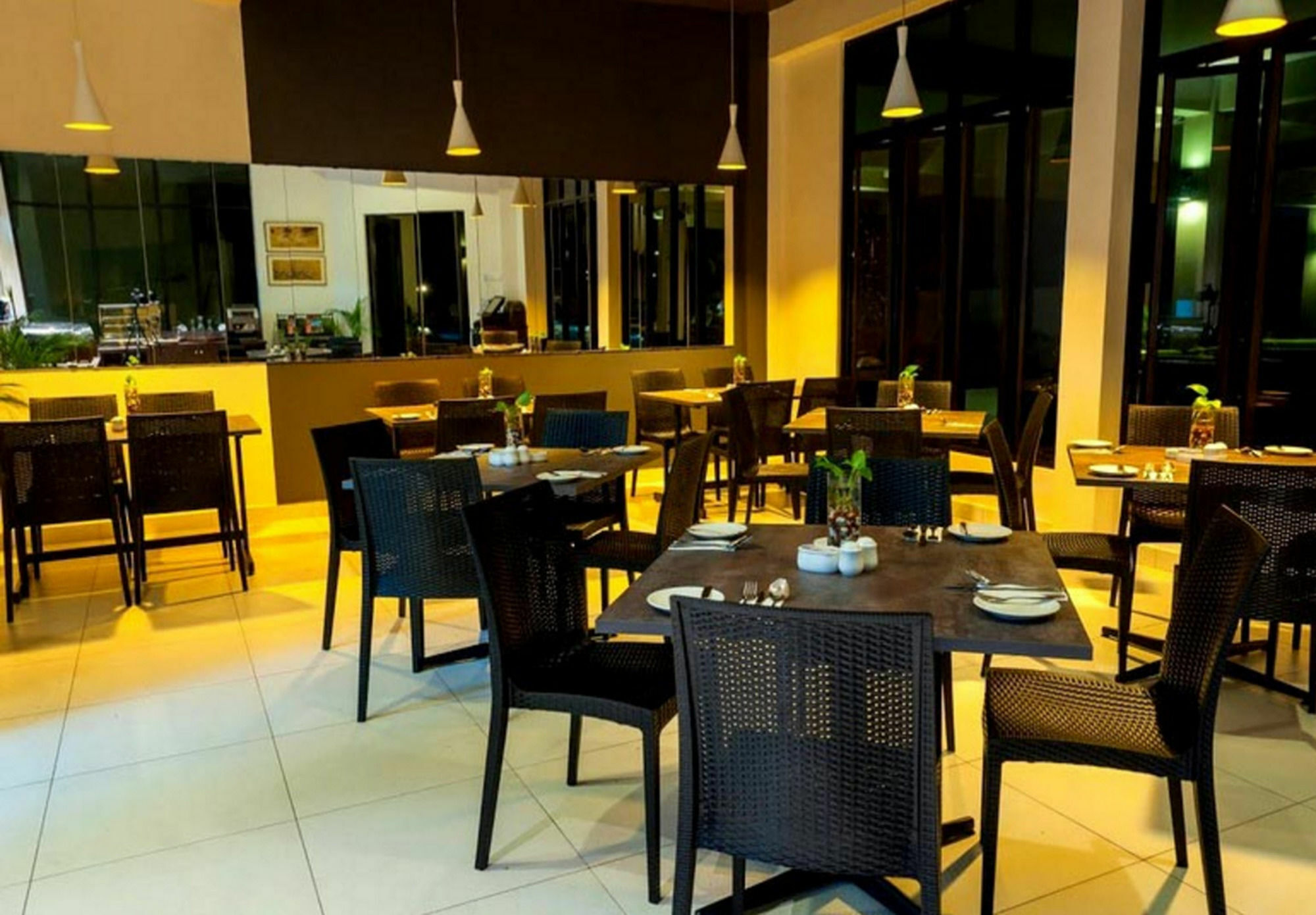 Samsuria Beach Resort & Residence 체러팅 외부 사진
