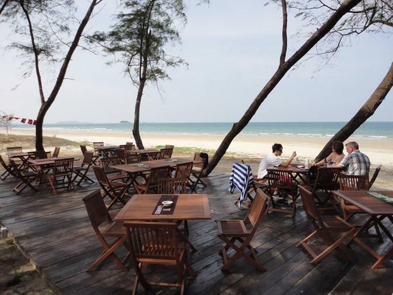 Samsuria Beach Resort & Residence 체러팅 외부 사진