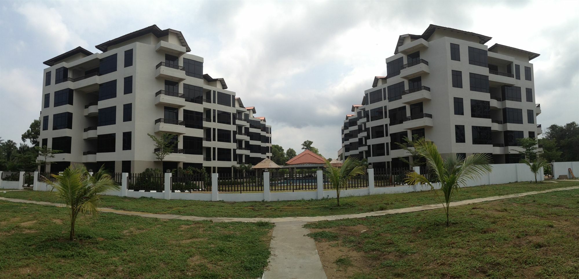 Samsuria Beach Resort & Residence 체러팅 외부 사진