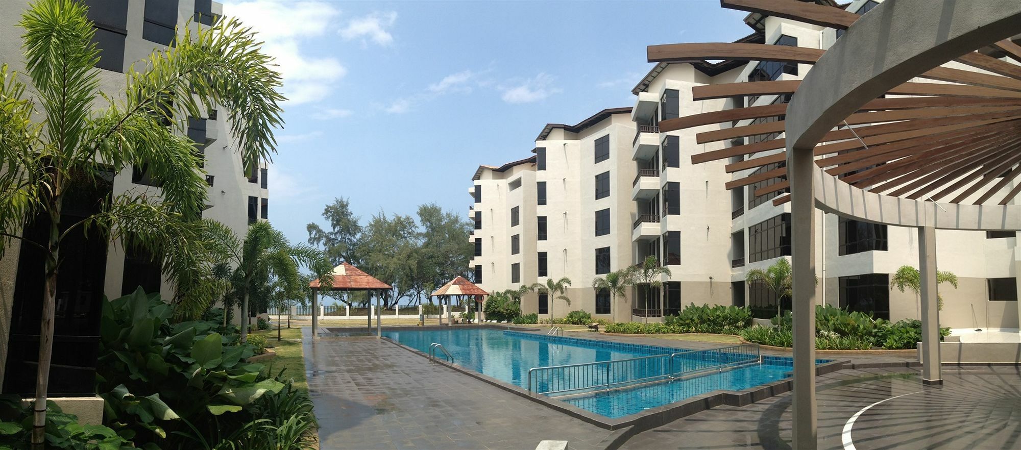 Samsuria Beach Resort & Residence 체러팅 외부 사진