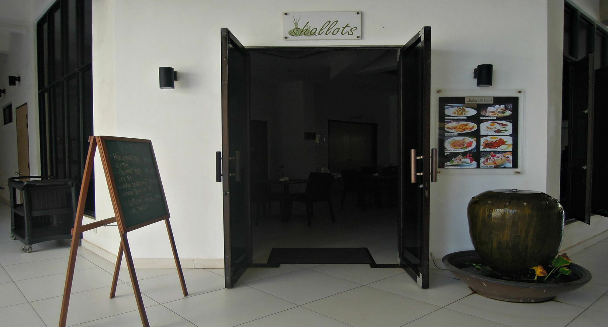 Samsuria Beach Resort & Residence 체러팅 외부 사진