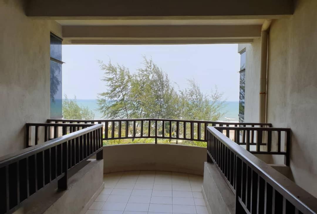 Samsuria Beach Resort & Residence 체러팅 외부 사진