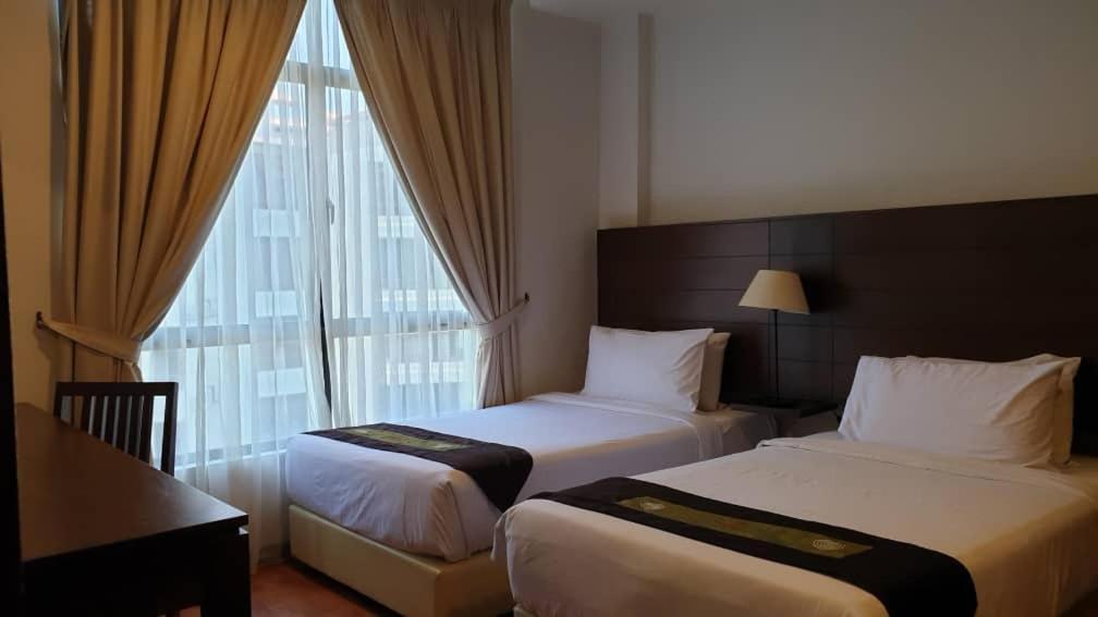 Samsuria Beach Resort & Residence 체러팅 외부 사진